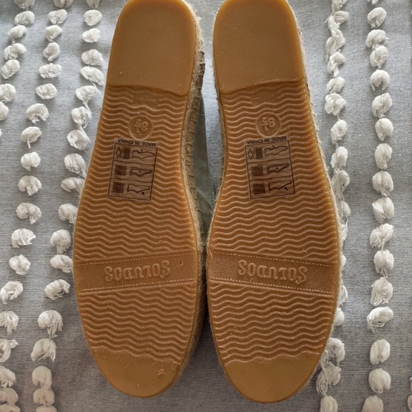 Never worn - Picture 2 of 2